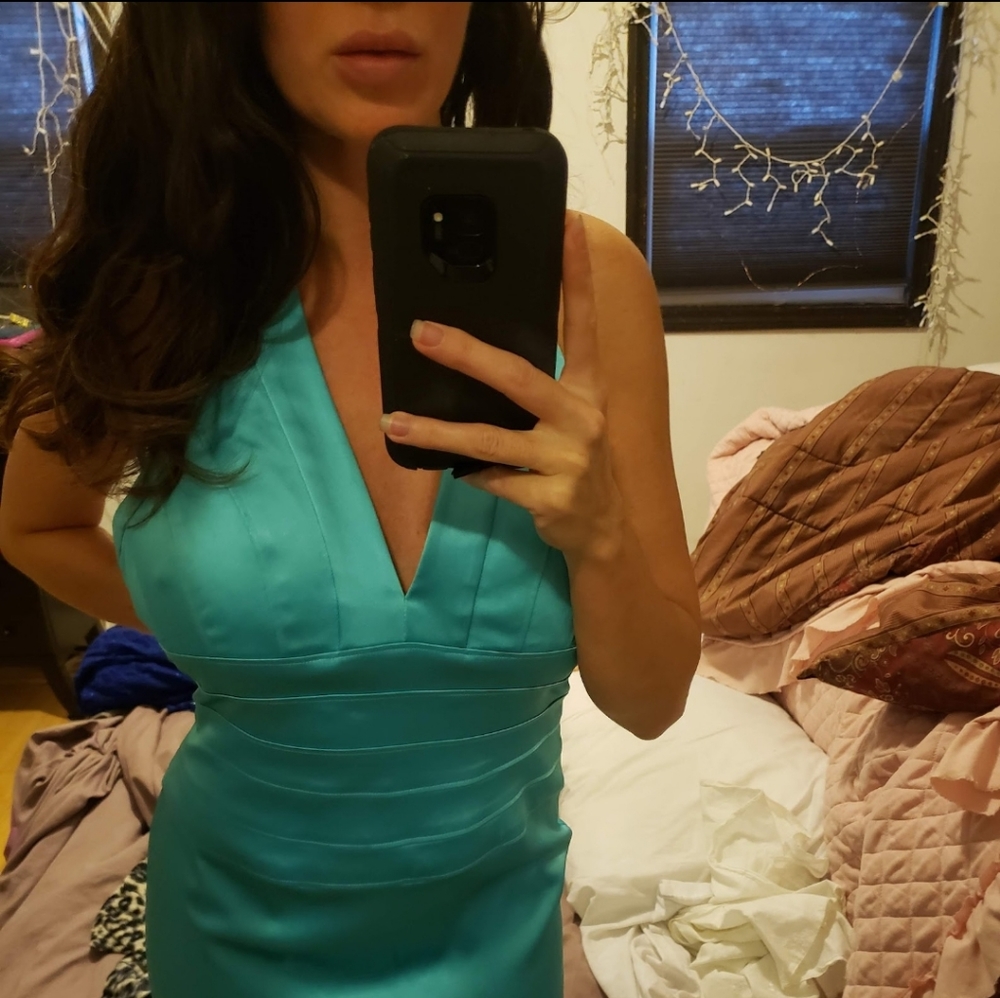 Stylish Satin  Meemaid Costume Cache Evening Gown size 2